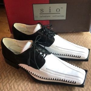 Men's Sio Square Toe Oxford Shoes Black and White Size 9.5, NIB